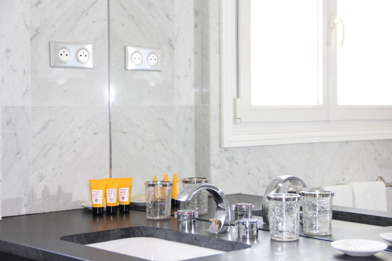 Champs Elysees * Paris